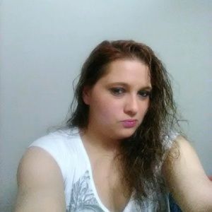 Meet your Posher, Carla